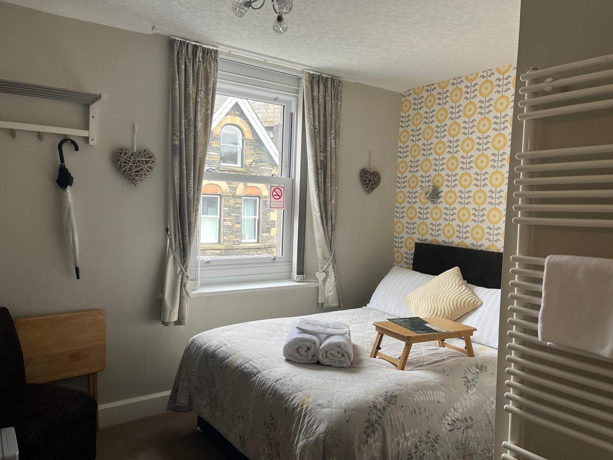 Cambridge House Room Only Accommodation For Adults Windermere Bagian luar foto