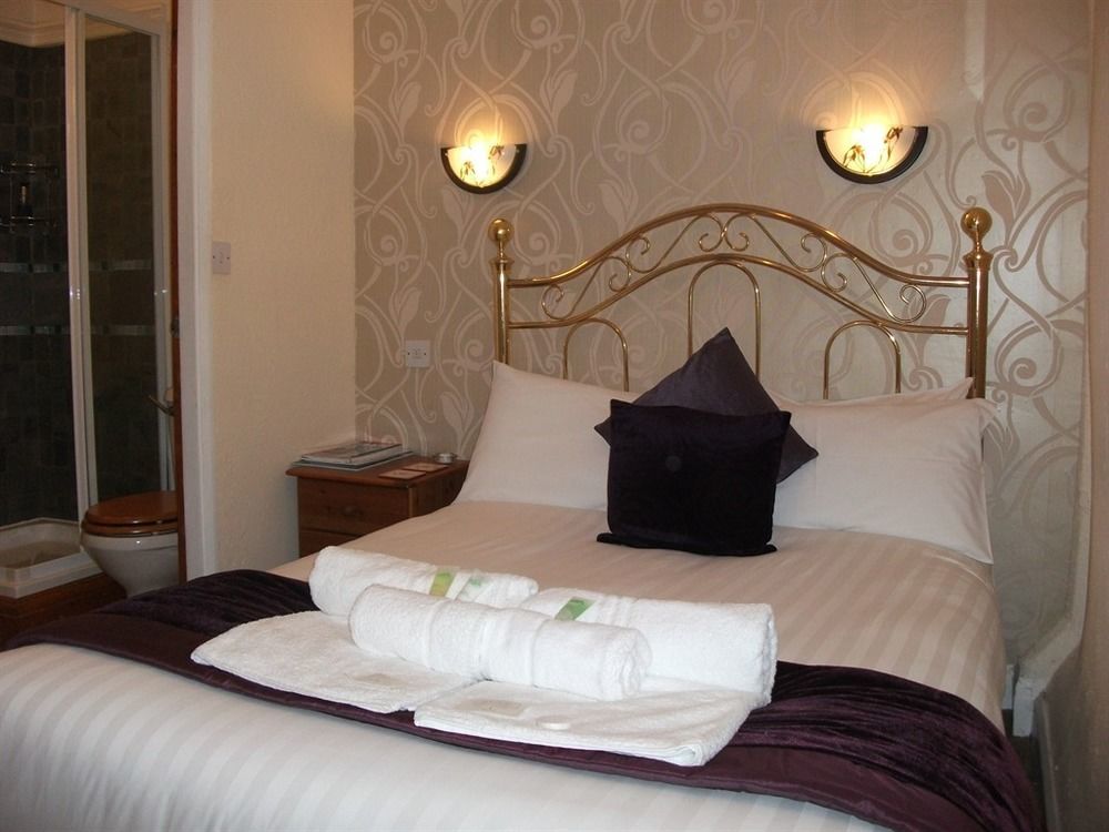 Cambridge House (Adults Only) Hotel Windermere Bagian luar foto