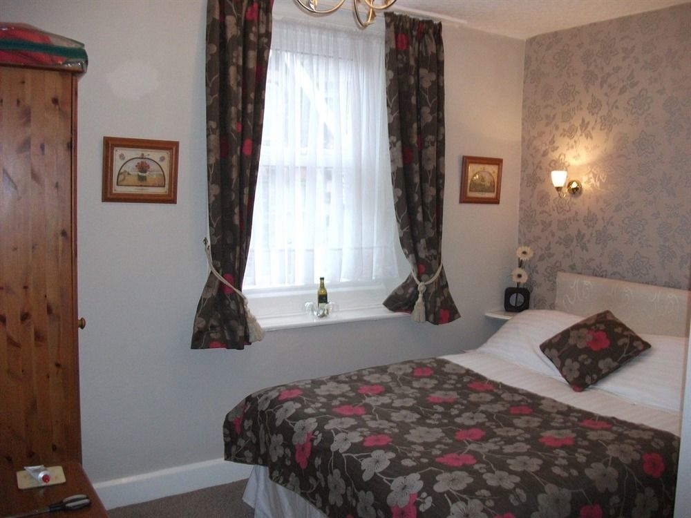 Cambridge House (Adults Only) Hotel Windermere Bagian luar foto