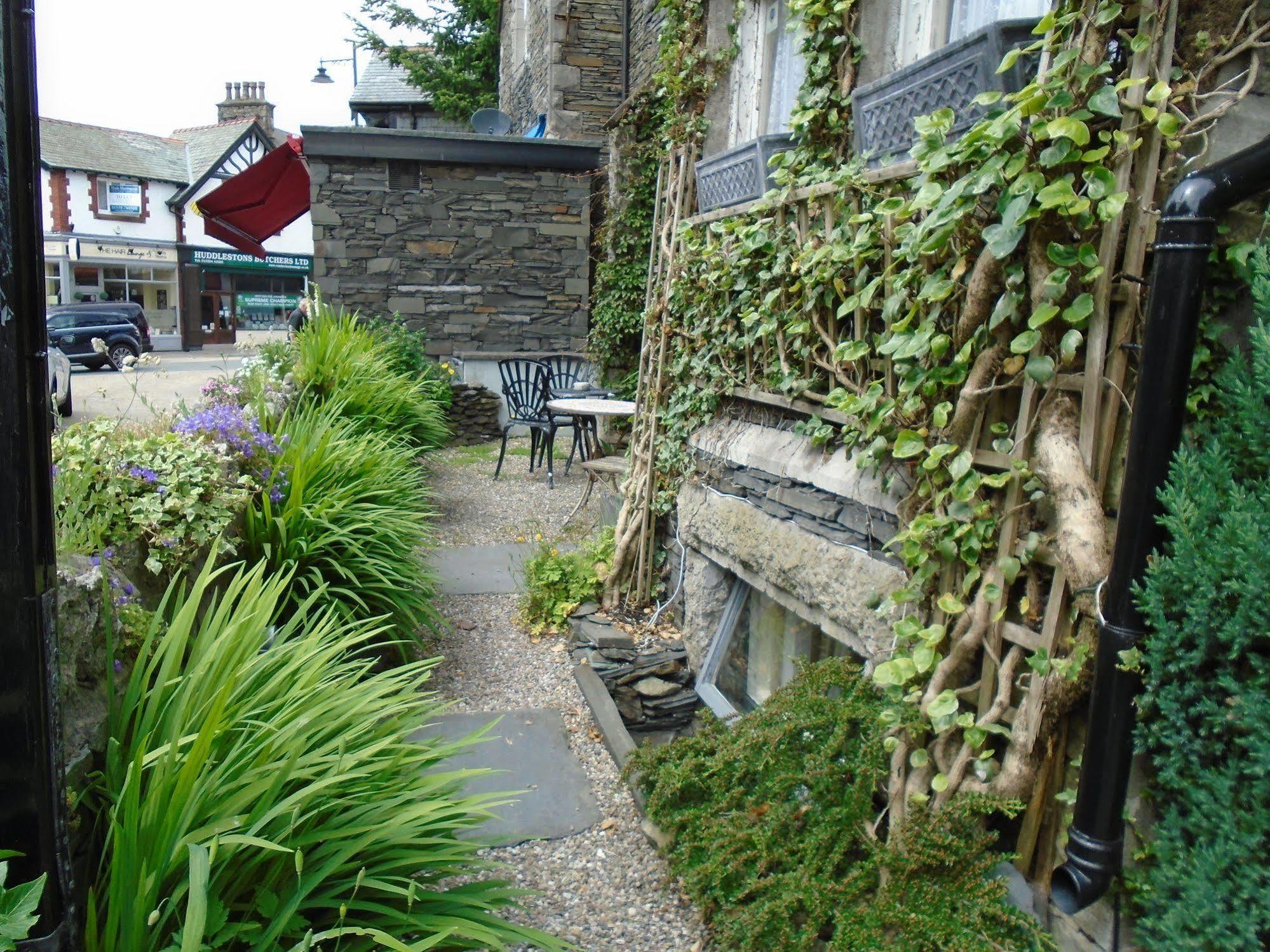Cambridge House (Adults Only) Hotel Windermere Bagian luar foto